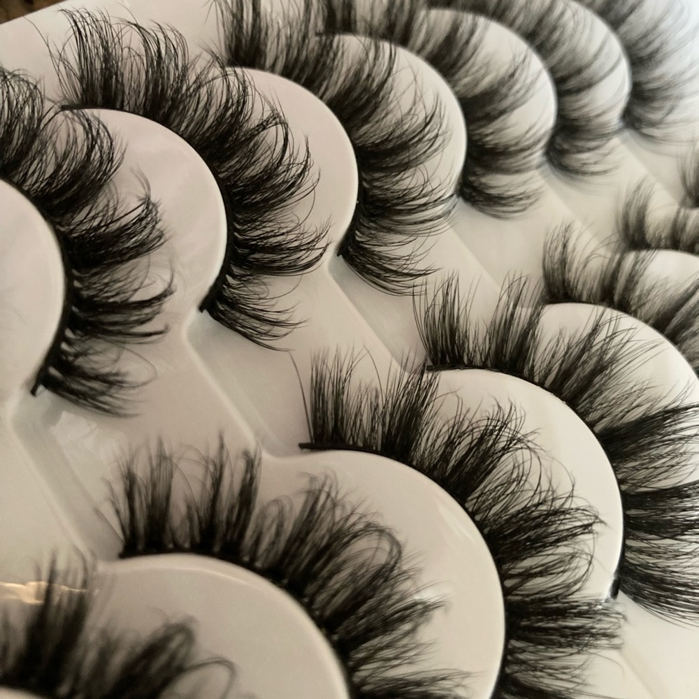 False lashes